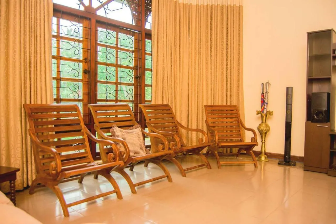 Country Breeze Villa Dalupotha 0*,