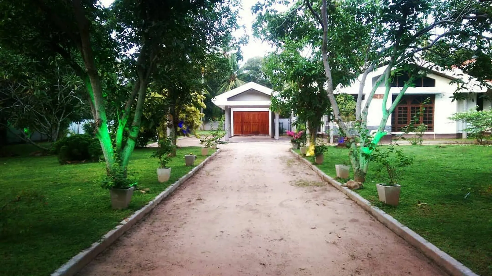 Country Breeze Villa Dalupotha